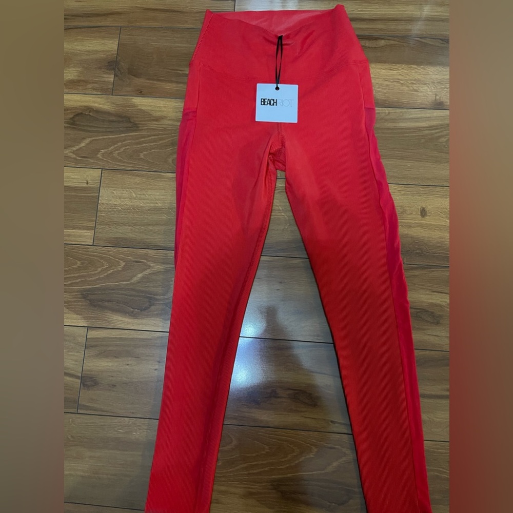 NWT beach riot leggings medium red ribbed